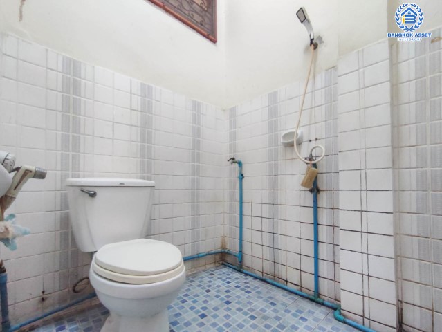 *****ทาวน์เฮ้าส์มือสองย่านนนทบุรี ม.ดวงแก้ว ติวานนท์-ปากเกร็ด เนื้อที่ 18 ตร.ว. ฟังก์ชัน 2 ห้องนอน 2 ห้องน้ำ 1 ที่จอดรถ อยู่บนทำเลดี เดินทางสะดวกสุดๆ ใกล้รถไฟฟ้าสายสีชมพู "สถานีแจ้งวัฒนะ-ปากเกร็ด28" และใกล้ทางด่วน "แจ้งวัฒนะ"